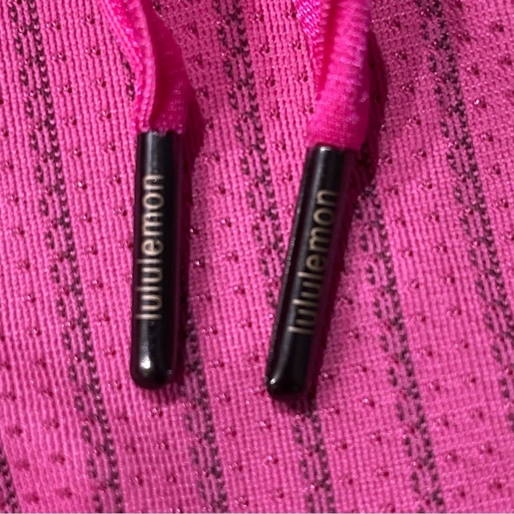Lululemon Run Track and Field Jacket Fruity Tootie Pink Stripe Size 4 - Picture 10 of 12